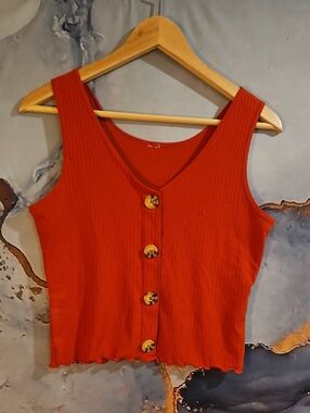 Women’s Red Ribbed Button-Front Tank Top